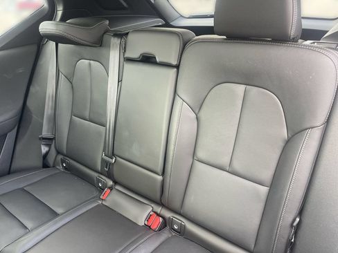 Used 2026 Volvo XC40 B5 Plus AWD/4WD image 26