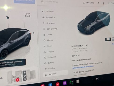 Used 2023 Tesla Model Y Long Range AWD/4WD image 10