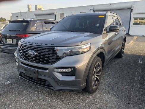 Used 2022 Ford Explorer ST-Line w/ Class IV Trailer Tow Package AWD/4WD image 3