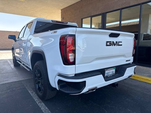 Used 2024 GMC Sierra 1500 Elevation w/ X31 Off-Road Package AWD/4WD image 8