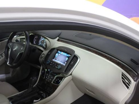 Used 2015 Buick LaCrosse Leather AWD/4WD image 12