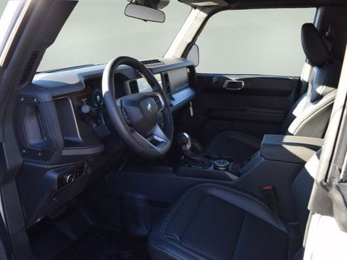 New 2025 Ford Bronco Badlands w/ Sasquatch Package image 6