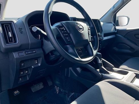 Used 2025 Nissan Frontier S w/ S Utility Package AWD/4WD image 9