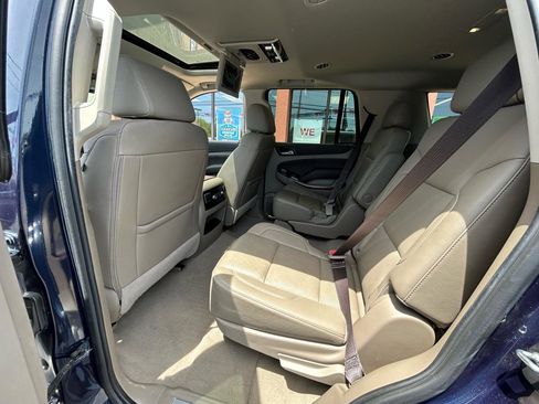 Used 2019 Chevrolet Tahoe Premier AWD/4WD image 17