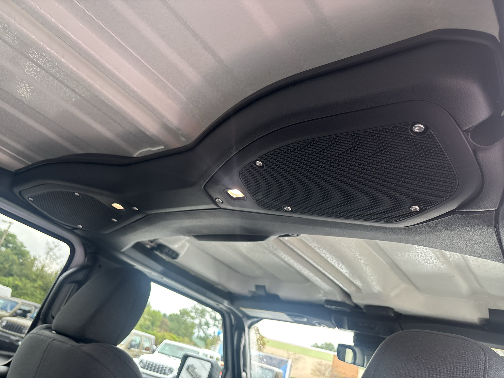 New 2027 Jeep Gladiator Sport AWD/4WD image 17