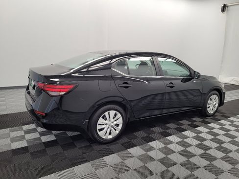 Used 2025 Nissan Sentra S FWD image 10