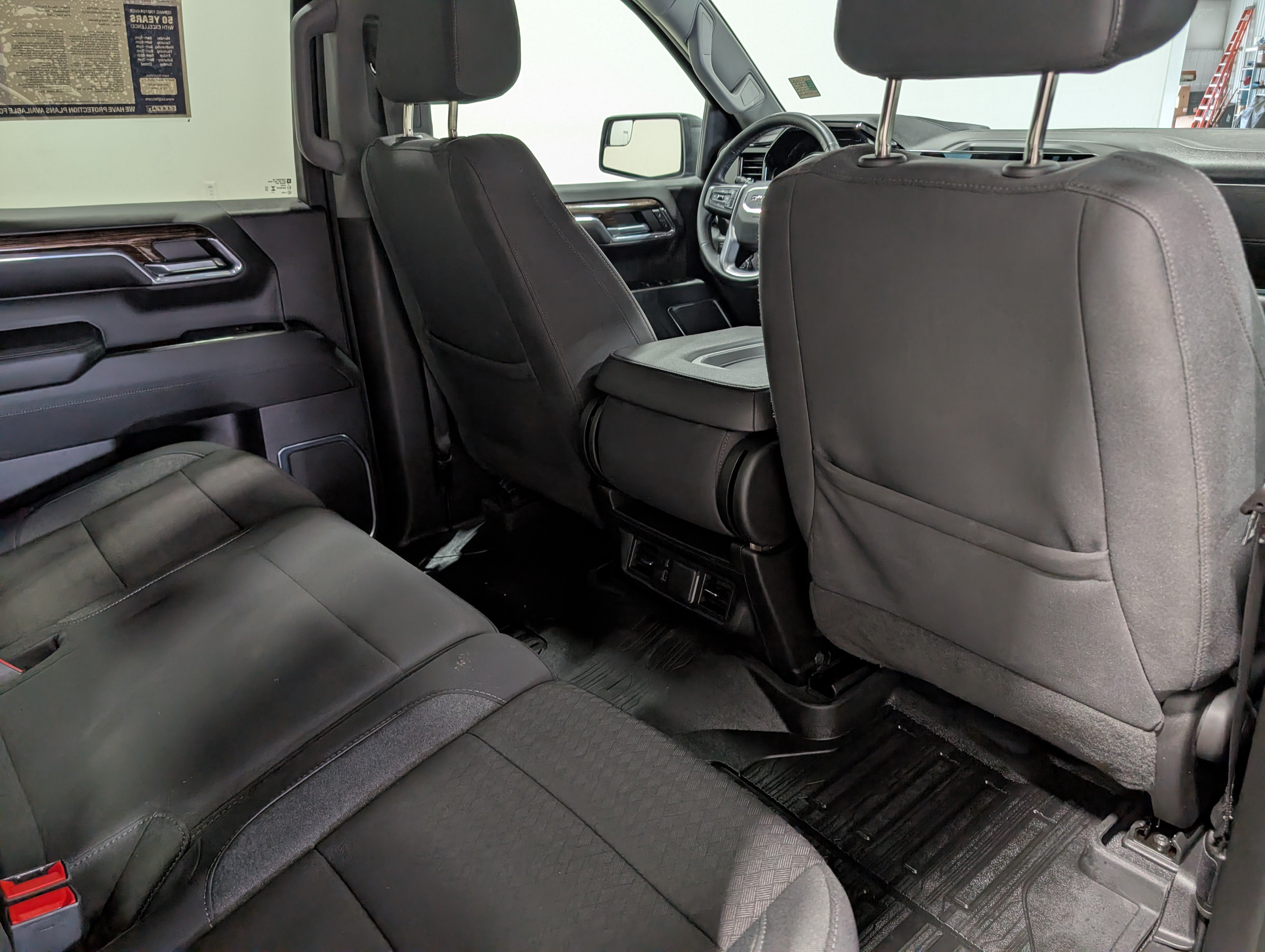 Used 2024 GMC Sierra 1500 Elevation w/ X31 Off-Road Package AWD/4WD image 16