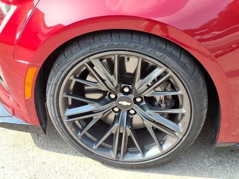Used 2017 Chevrolet Camaro ZL1 RWD image 8