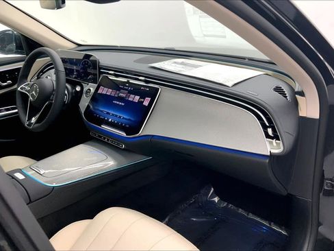 New 2026 Mercedes-Benz E 350 Sedan image 12