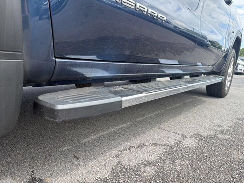 Used 2019 GMC Sierra 1500 SLT AWD/4WD image 16