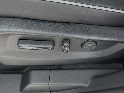 New 2026 Honda Odyssey Touring image 24