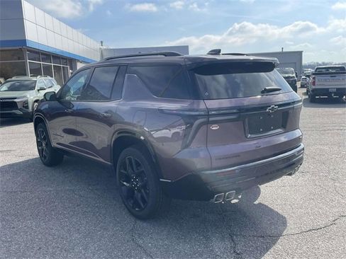 New 2026 Chevrolet Traverse RS image 5
