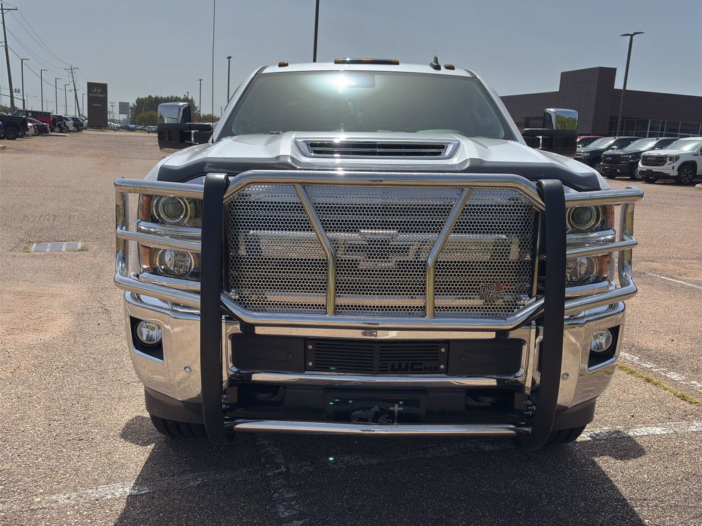 Used 2019 Chevrolet Silverado 2500 LTZ w/ Duramax Plus Package AWD/4WD image 2