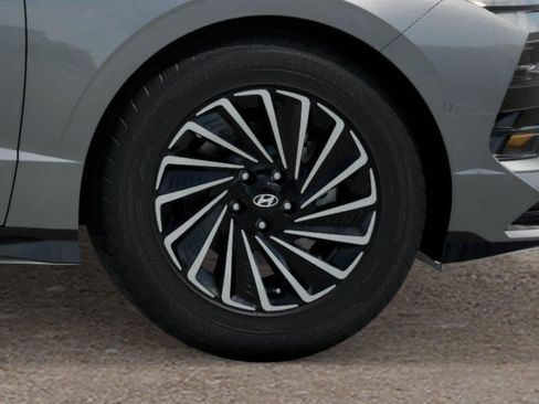 New 2026 Hyundai Sonata Limited FWD image 8