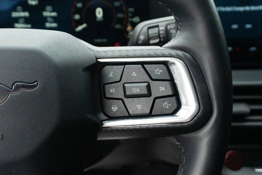 Used 2024 Ford Mustang GT RWD image 25
