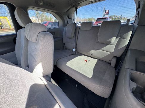 Used 2013 Honda Odyssey EX image 10