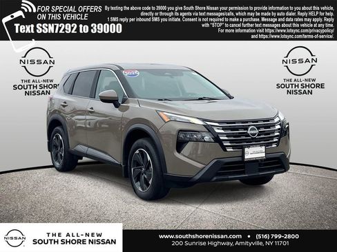 Used 2025 Nissan Rogue SV image 1