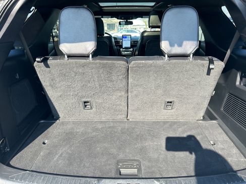 Certified 2022 Ford Explorer ST w/ Equipment Group 401A image 18