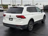 Used 2021 Volkswagen Tiguan SE w/ Panoramic Sunroof Package image 3