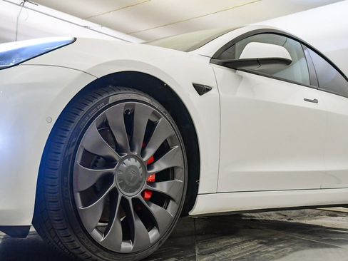 Used 2021 Tesla Model 3 Performance image 10