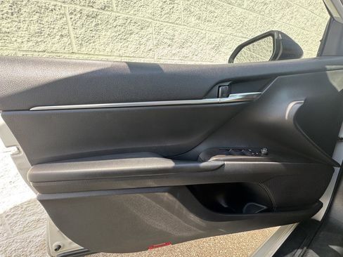 Used 2023 Toyota Camry SE image 21