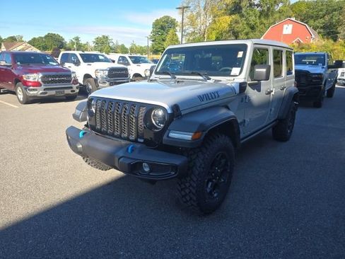 Used 2023 Jeep Wrangler Unlimited w/ Sun & Screen Package image 3
