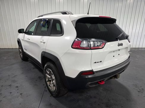 Used 2020 Jeep Cherokee Trailhawk AWD/4WD image 3