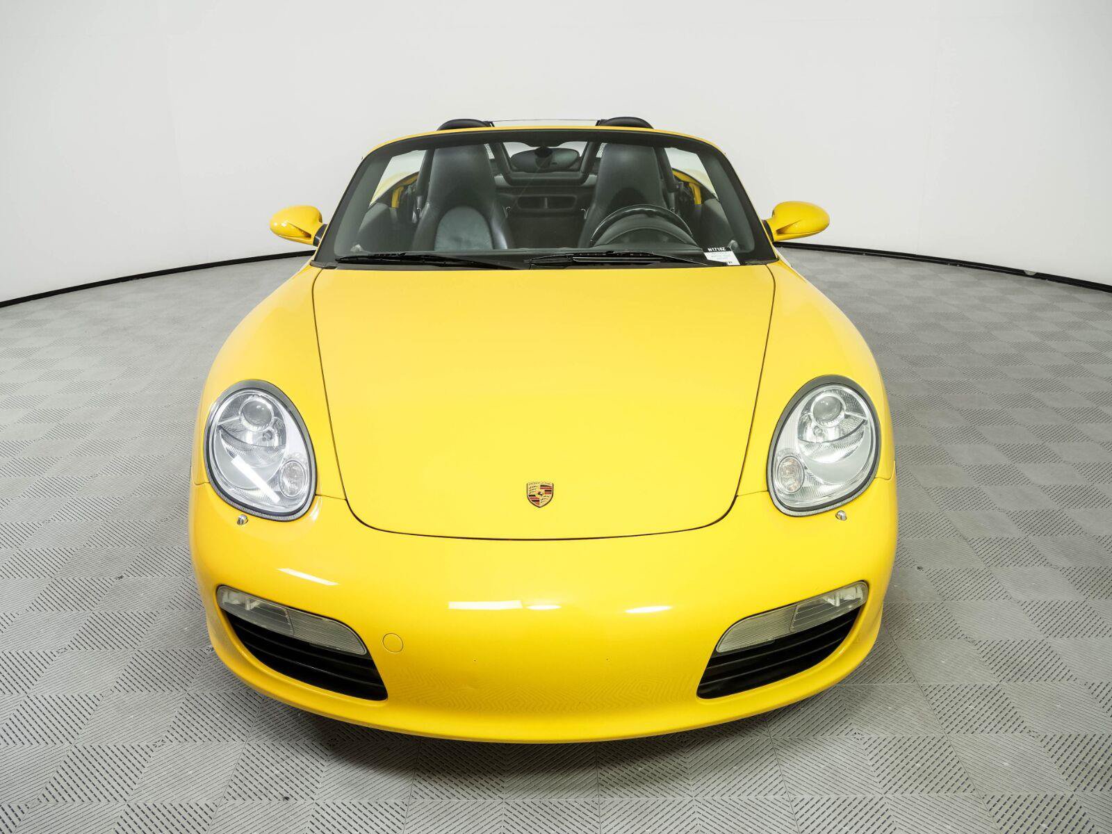 Used 2005 Porsche Boxster RWD image 25