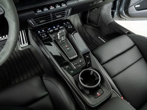 Certified 2026 Porsche 911 Carrera GTS RWD image 18