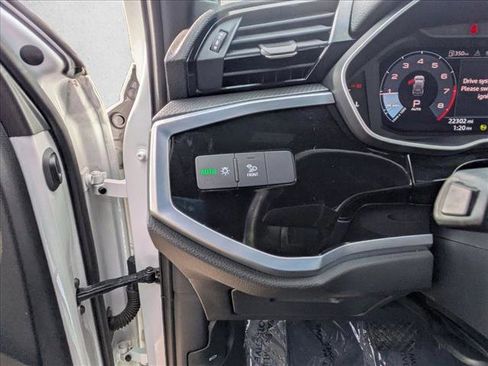 Used 2022 Audi Q3 2.0T Premium Plus image 19