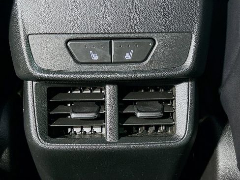 Used 2025 Chevrolet Equinox RS w/ Safety and Technology Package FWD image 23
