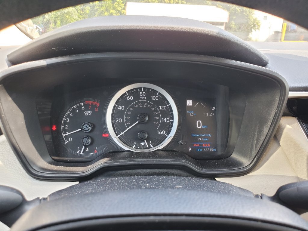 Used 2022 Toyota Corolla LE FWD image 26