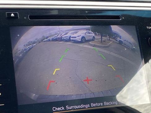 Used 2018 Subaru Outback 2.5i Premium image 11