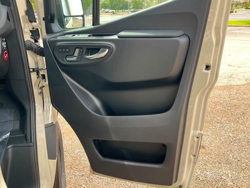 New 2026 Mercedes-Benz Sprinter 2500 image 22