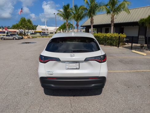 New 2026 Honda HR-V LX image 7