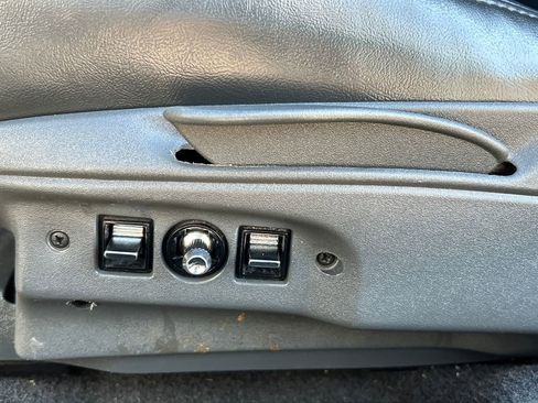 Used 1995 Chevrolet Monte Carlo Z34 image 15