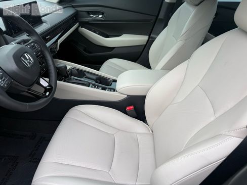 Used 2026 Honda Accord EX-L image 13