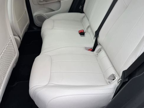 Used 2023 Mercedes-Benz GLA 250 4MATIC image 14