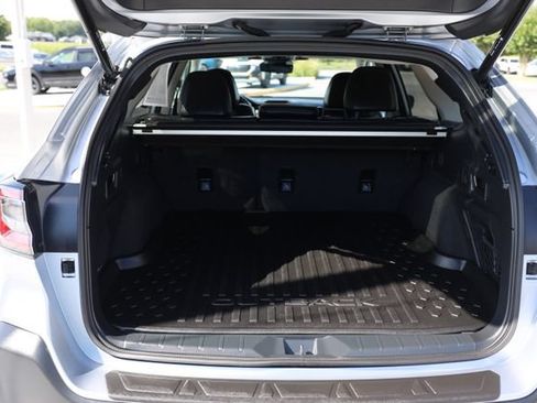 Used 2025 Subaru Outback Touring AWD/4WD image 10