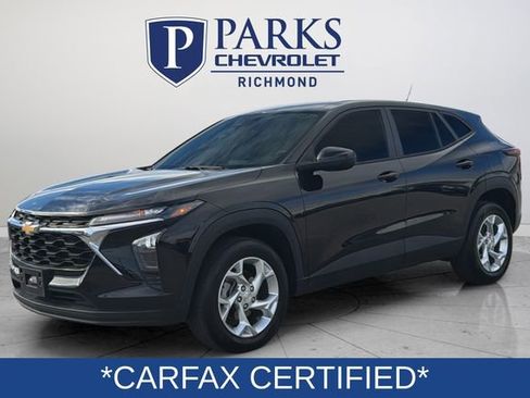 Certified 2024 Chevrolet Trax LS w/ LS Convenience Package image 3