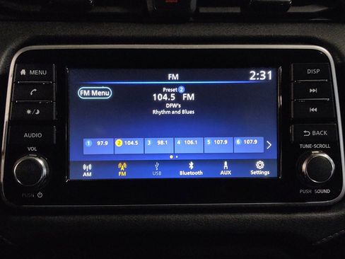 Used 2021 Nissan Versa S FWD image 25