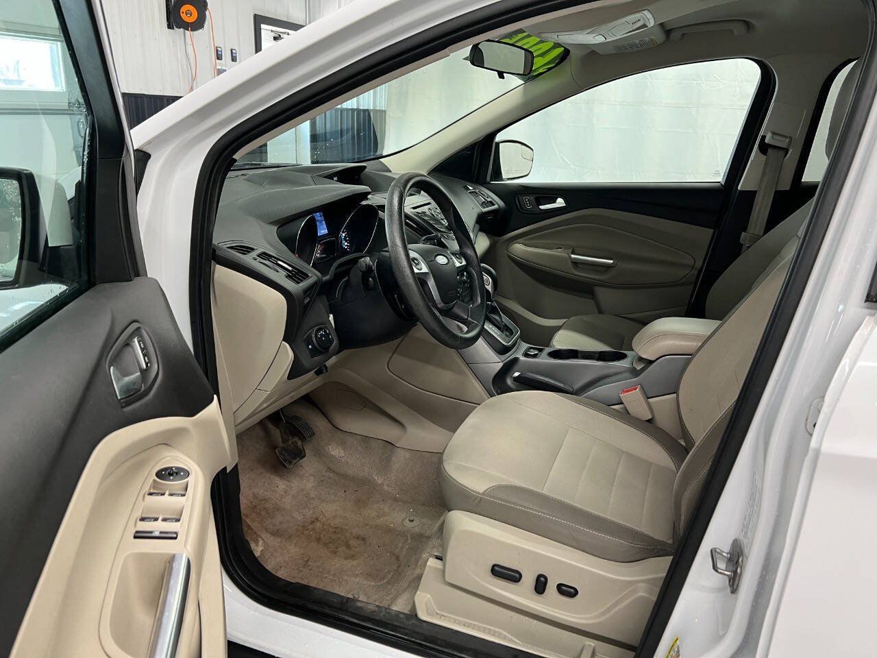 Used 2014 Ford Escape SE FWD image 7