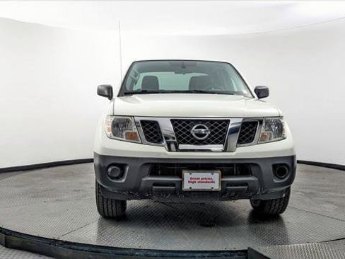 Used 2018 Nissan Frontier S RWD image 12