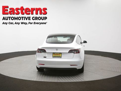 Used 2023 Tesla Model 3 Standard Range image 33