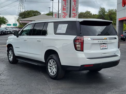 Used 2024 Chevrolet Suburban LT RWD image 5