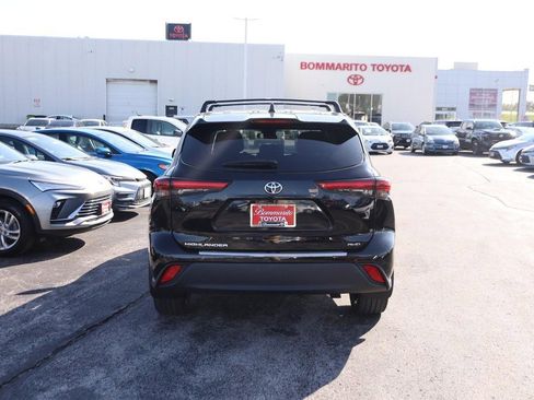 Used 2023 Toyota Highlander L image 6