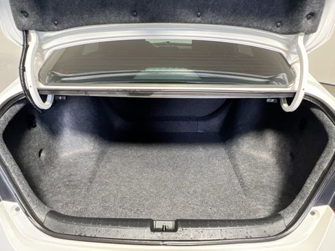 Used 2020 Honda Accord EX image 34