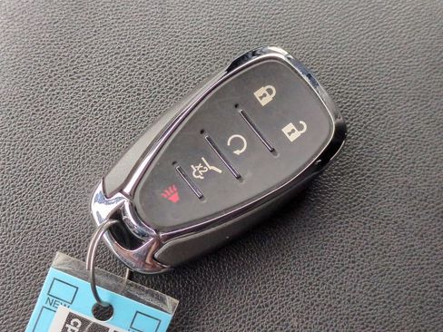 Used 2024 Chevrolet Equinox LT w/ LPO, Floor Liner Package image 34