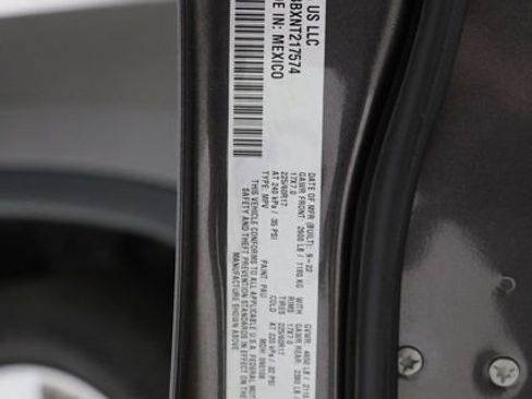 Used 2022 Jeep Compass Latitude w/ Convenience Group AWD/4WD image 36
