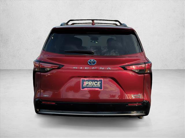 Certified 2022 Toyota Sienna Limited AWD/4WD image 6